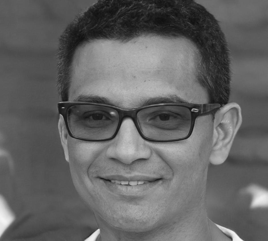 Dmitri Kovač analyzing technical SEO implementation